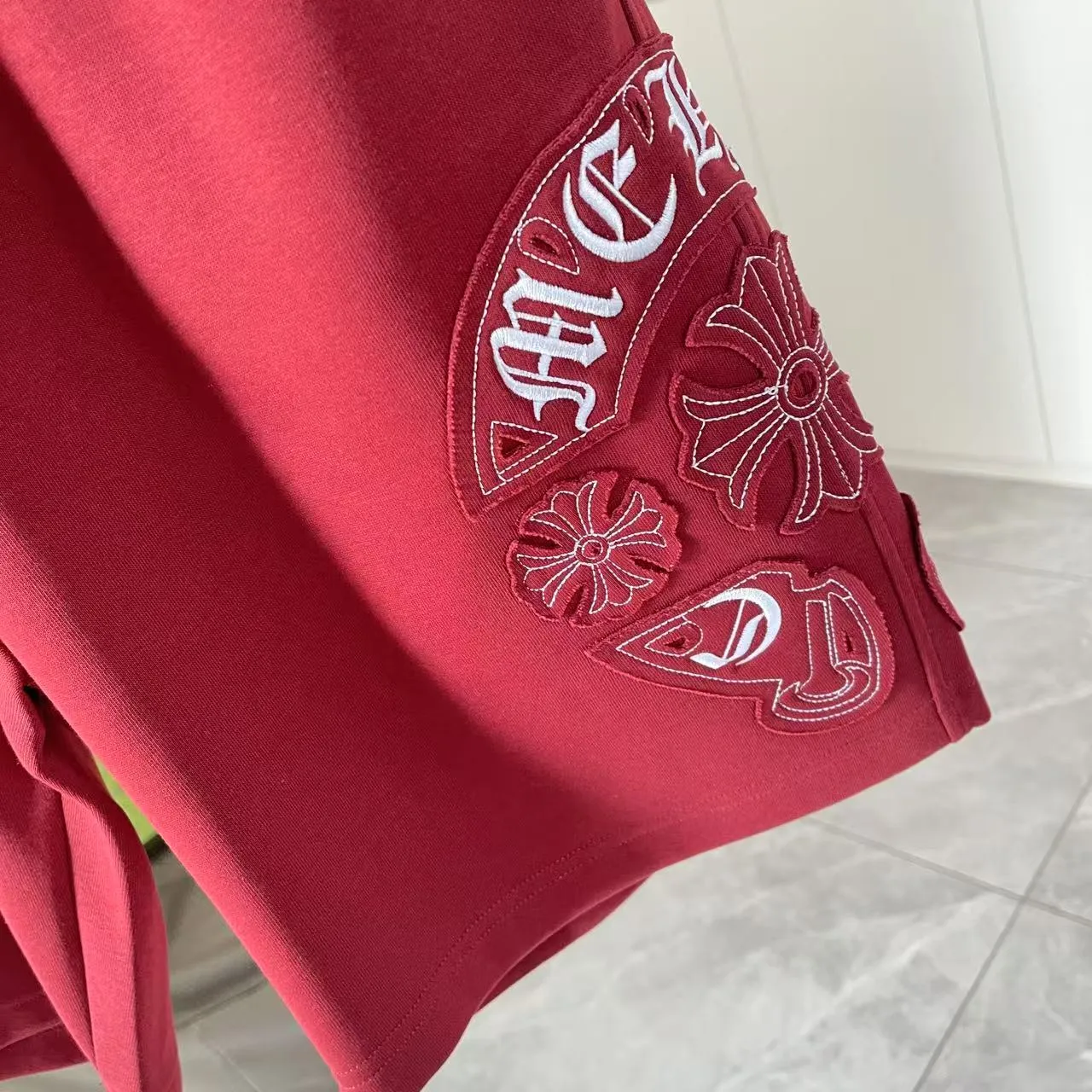🅿️280 ch Crow* 2025 new summer shorts Sanskrit horseshoe cross laser patch embroidery Customized fabric 350g Same style for men and women Size: M L XL XXL XXXL Five codes Color: black red blue